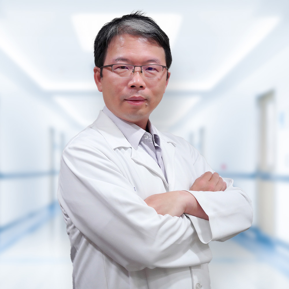 鄭朝馨 胸腔內科兼內科病房主任 鄭朝馨 胸腔內科兼內科病房主任