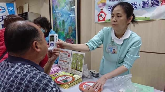 仁海宮-一氧化碳檢測站.電子煙.無菸檳宣導