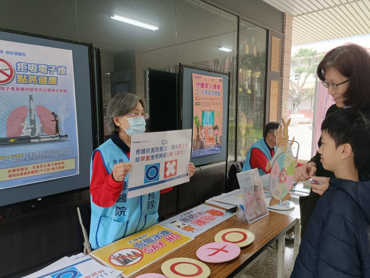 內壢國中-健康促進-菸害防制宣導與一氧化碳檢測站