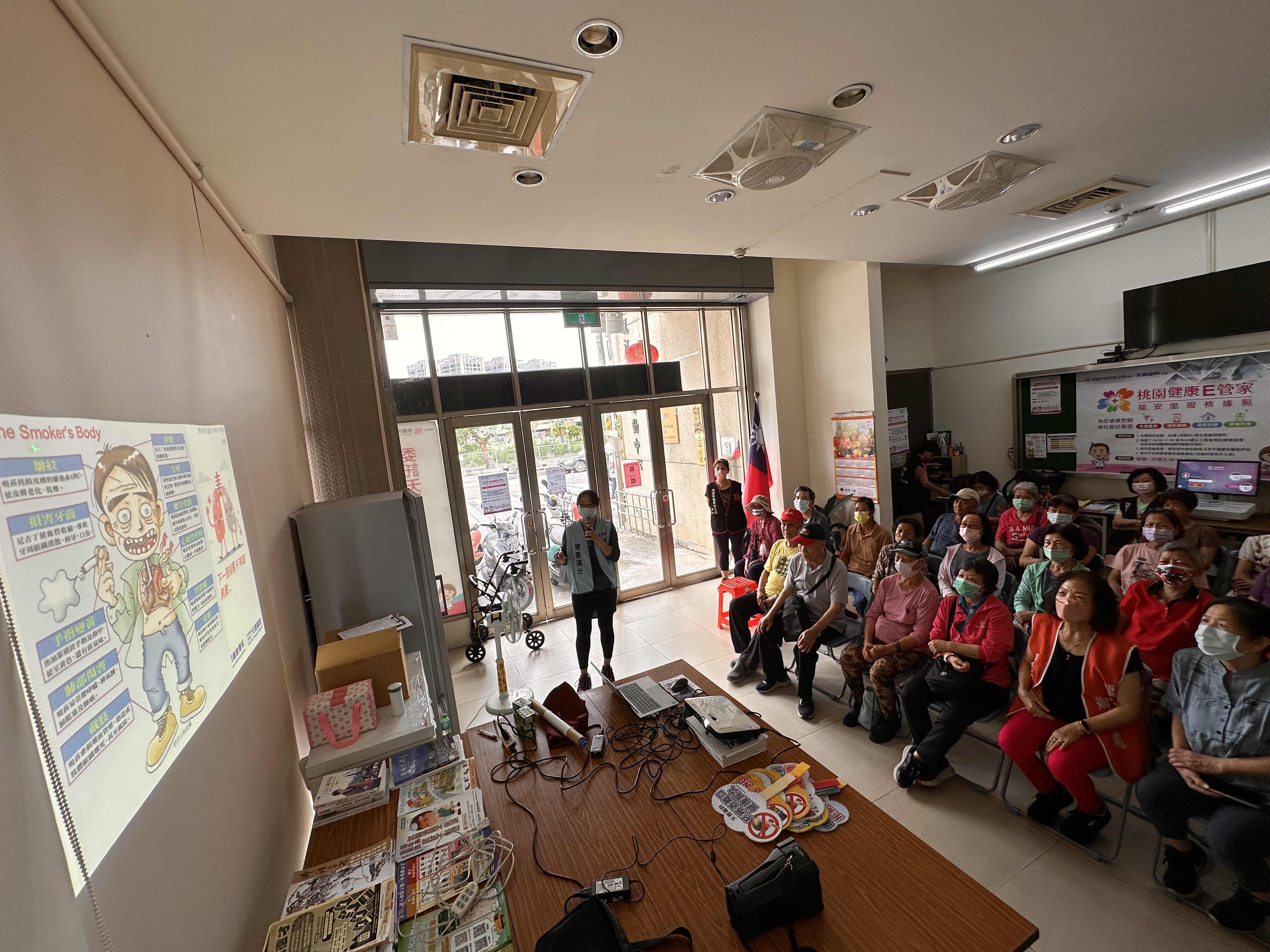 菸與腎病變/陳玉芳護理師 龍江市民活動中心