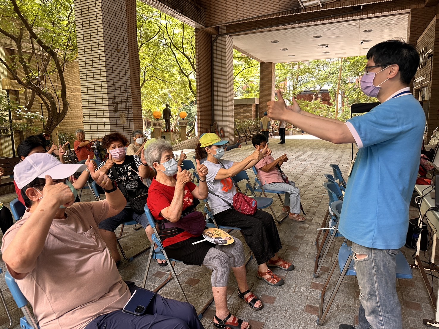 預防及延緩失智症-大腦保健活動 /陳卿夫個管師 自立里社區