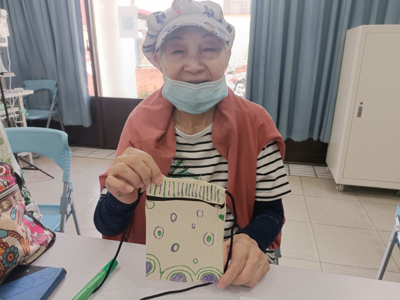 高齡友善社區計畫-仁祥里-手機拉鍊包手作課程