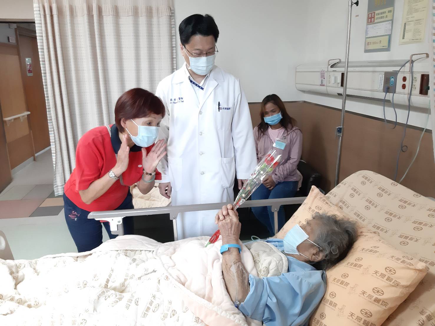 志願服務隊-母親節病房關懷訪視活動