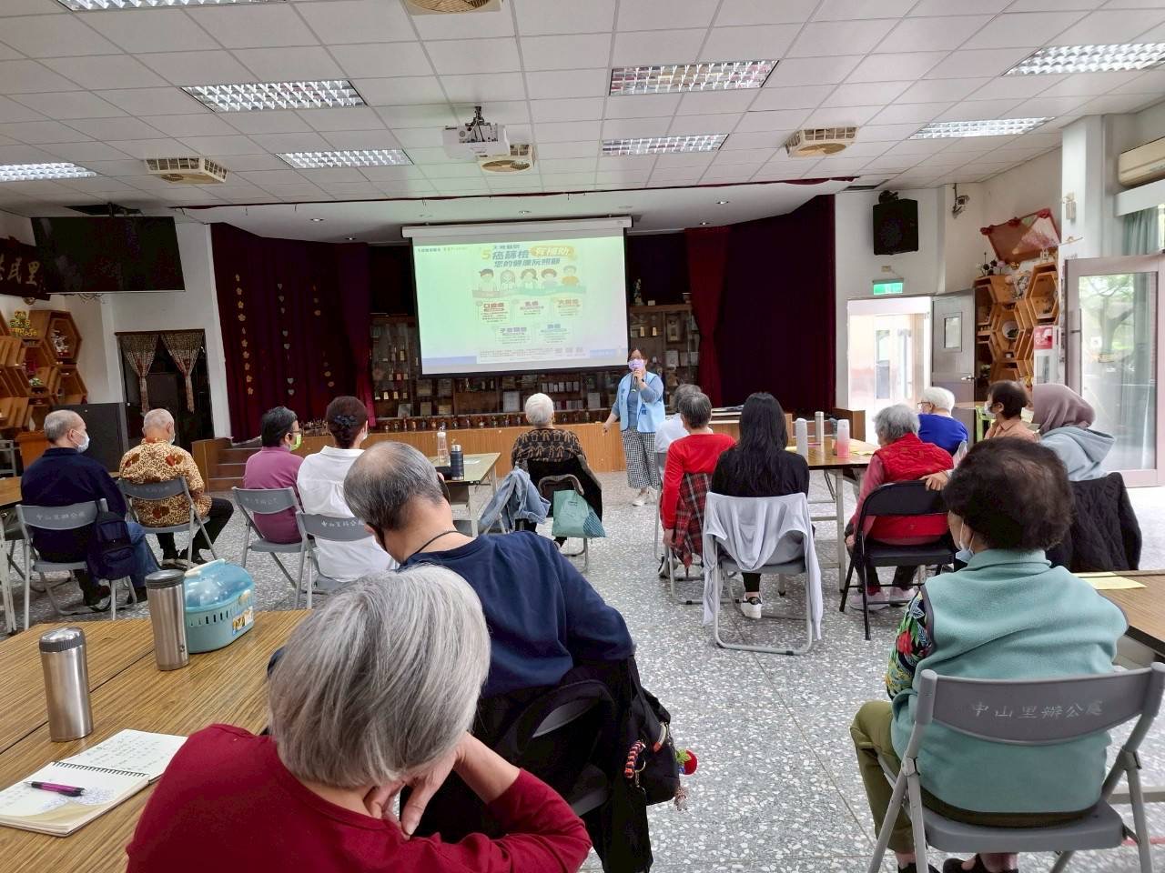 仁和里-菸檳防制與五癌篩檢-黃映瑜講師